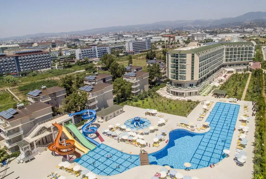 hotel hedef beach resort alanya_shabavizparvaz_01.jpg